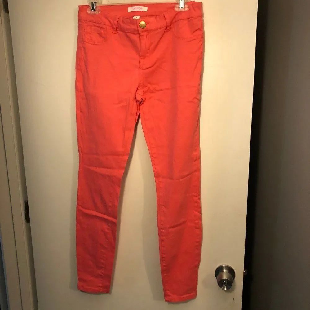 Women's Refuge Pink skinny Jeans - Size 8.    4